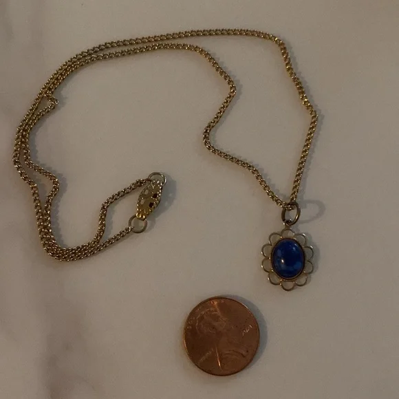 Victorian style gold tone and blue stone necklace - Picture 2 of 5